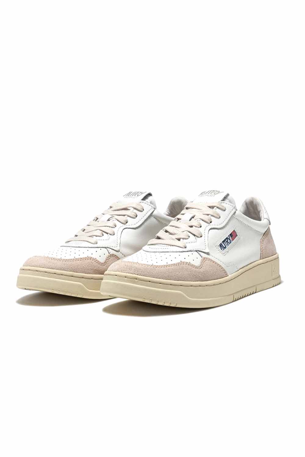  Autry Medalist Low Sneakers Suede-white Woman - 2