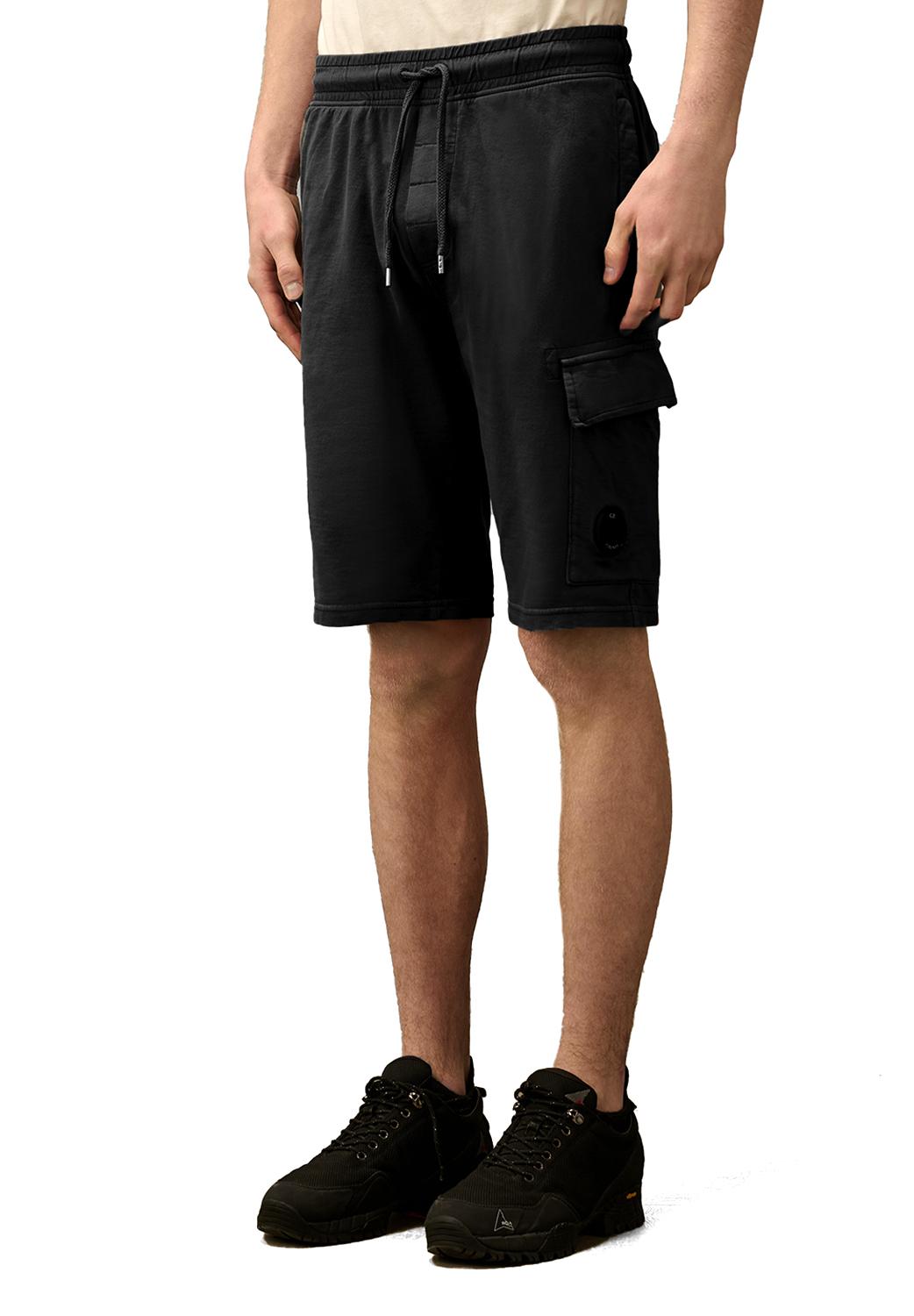  Cp Company Fleece Cargo Lens Shorts Black Uomo - 2