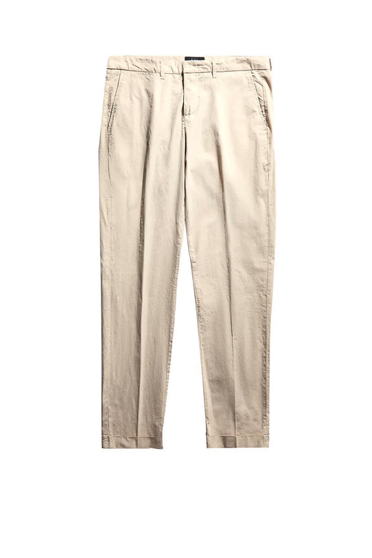 Capri trousers
