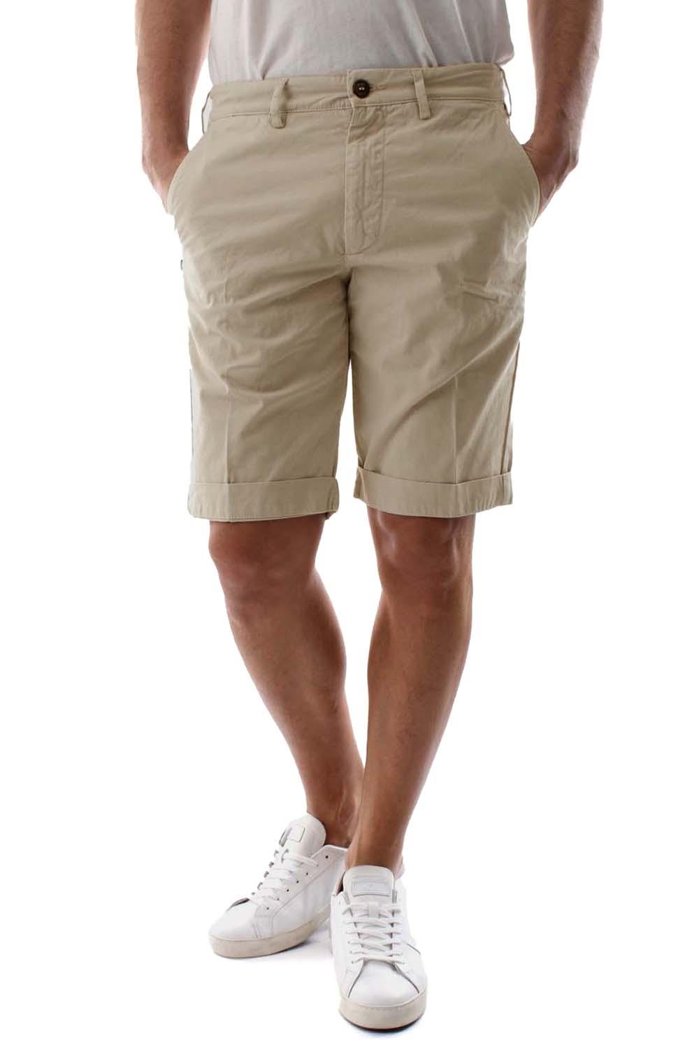 Bermuda Sergent: Eleganza e Comfort per il Tuo Stile