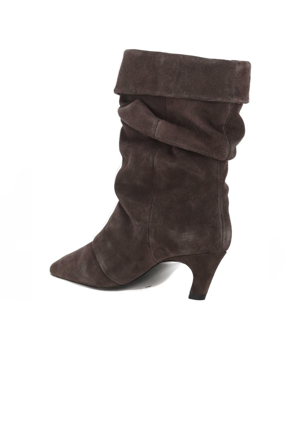 Ash Stivale Virgree: Eleganza e Comfort