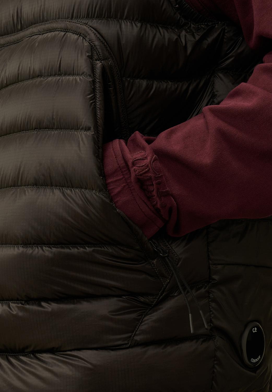  Cp Company Shell Lens Down Vest Black Uomo - 4