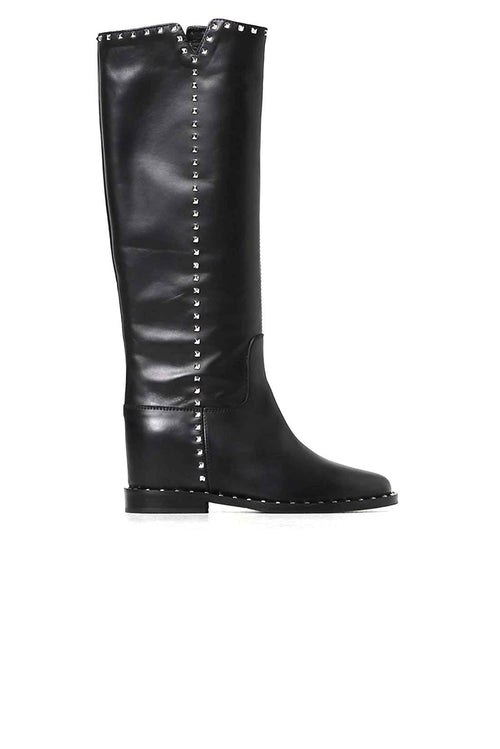 Boot Via Roma 15