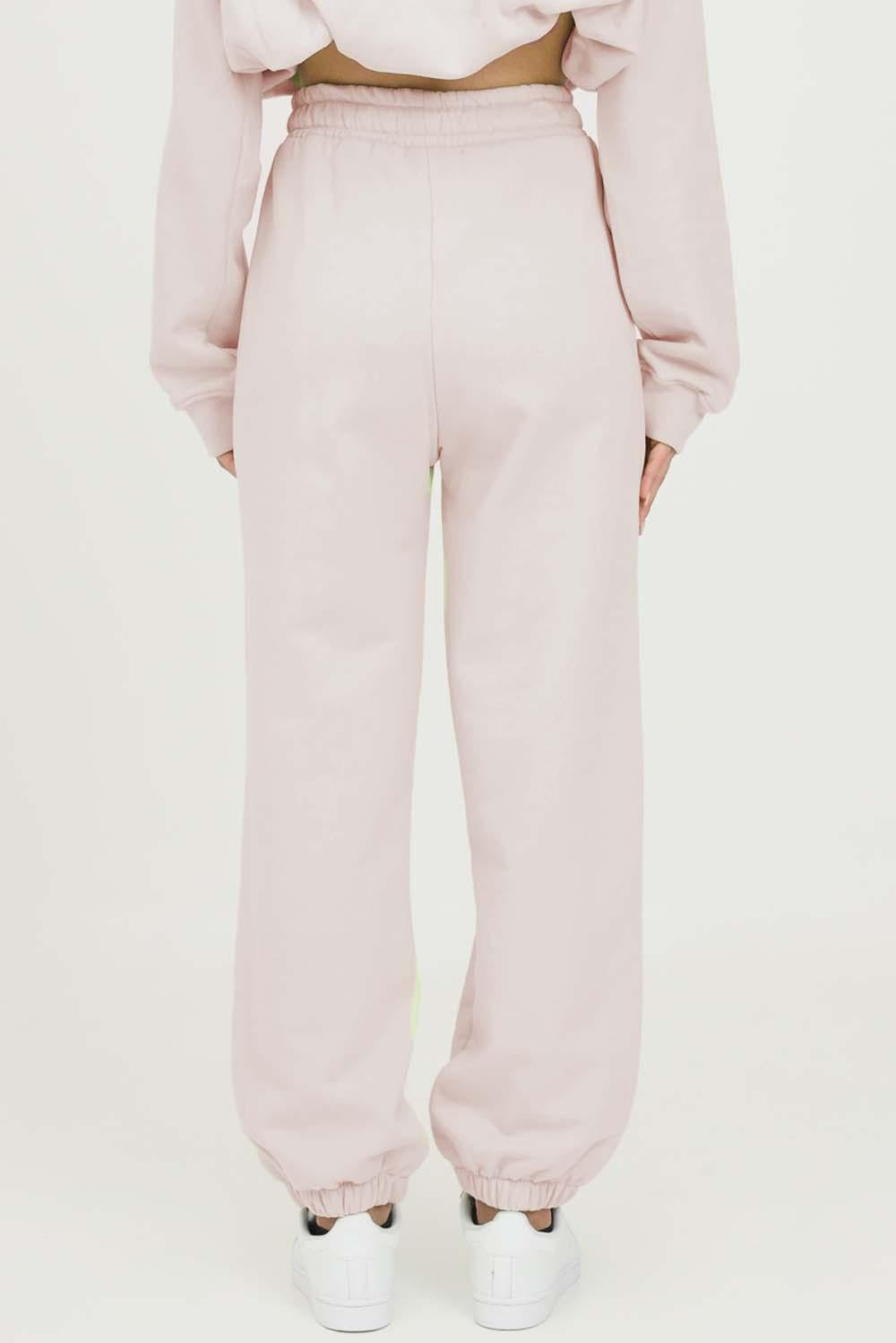 Pantalone Felpa Donna: Stile e Comfort